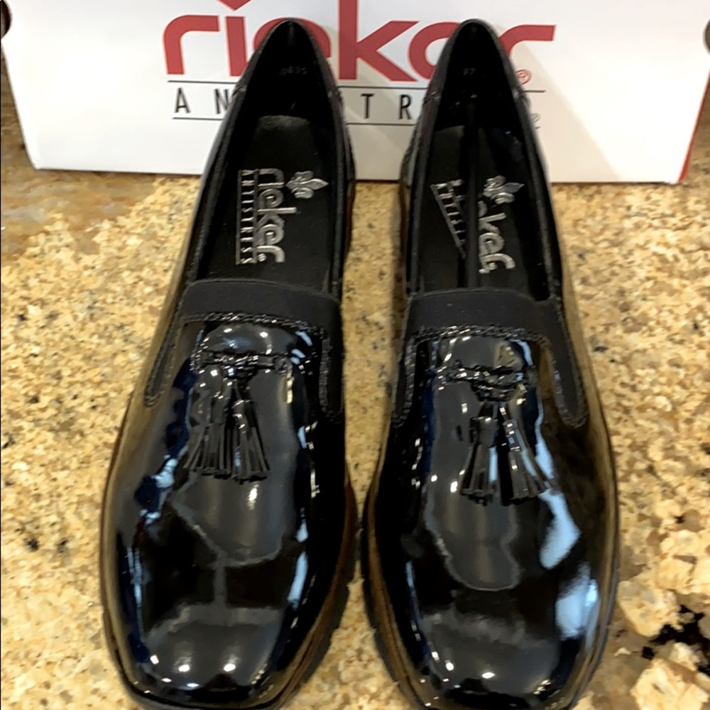 REKER black wedge shoes